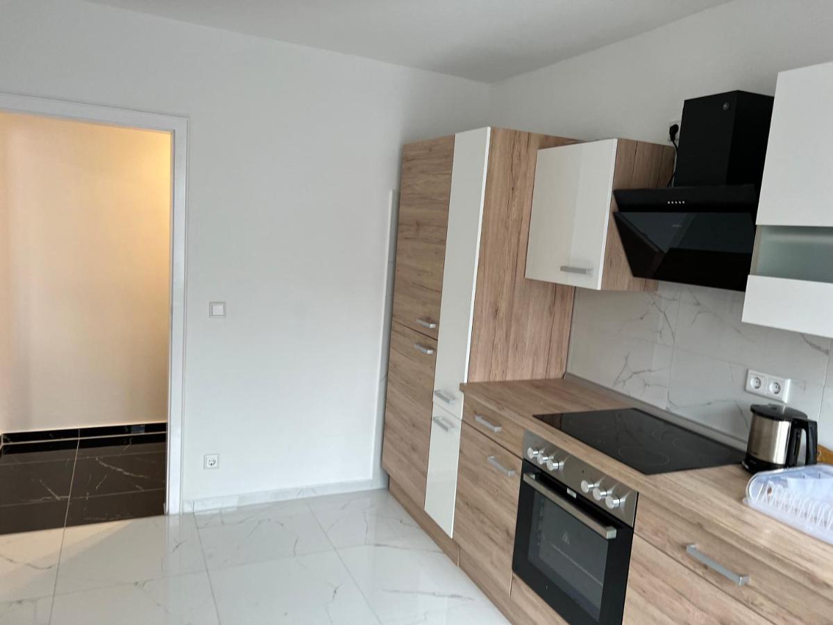 Wunderschoene Ferienwohnung In Solingen-Mitte Luaran gambar