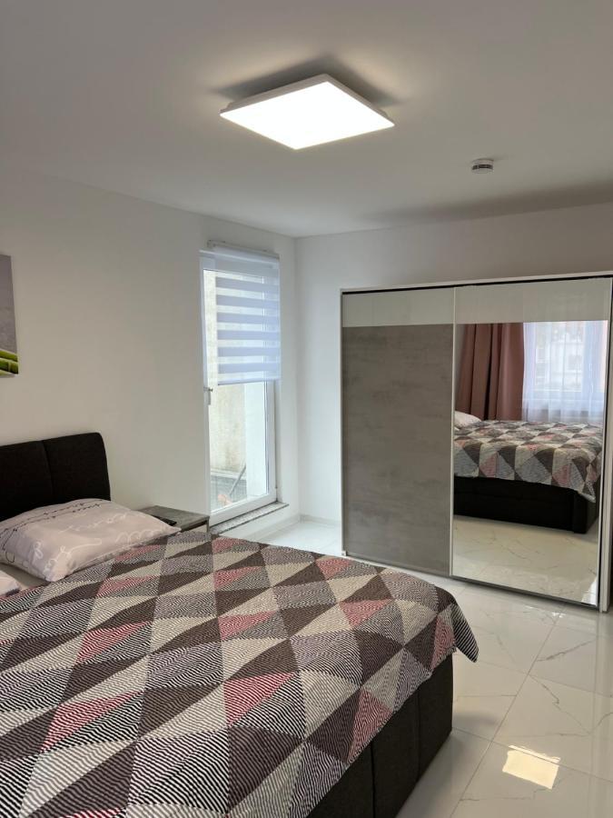 Wunderschoene Ferienwohnung In Solingen-Mitte Luaran gambar